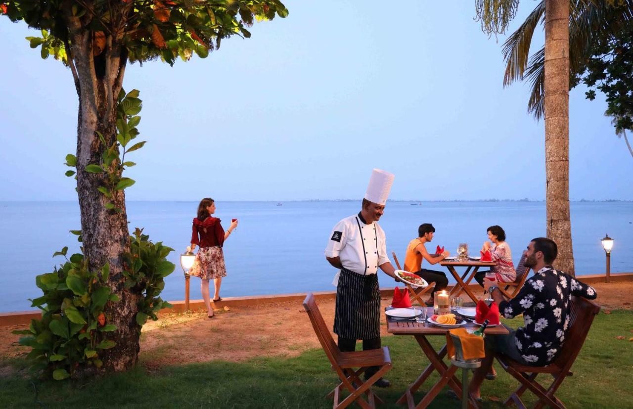 Uday Backwater Resort Alappuzha Buitenkant foto